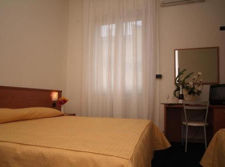 Hotel Masaccio San Giovanni Valdarno Room photo